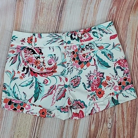 NY&CO 7th Avenue Design Studio Cuffed Shorts - Picture 7 of 11